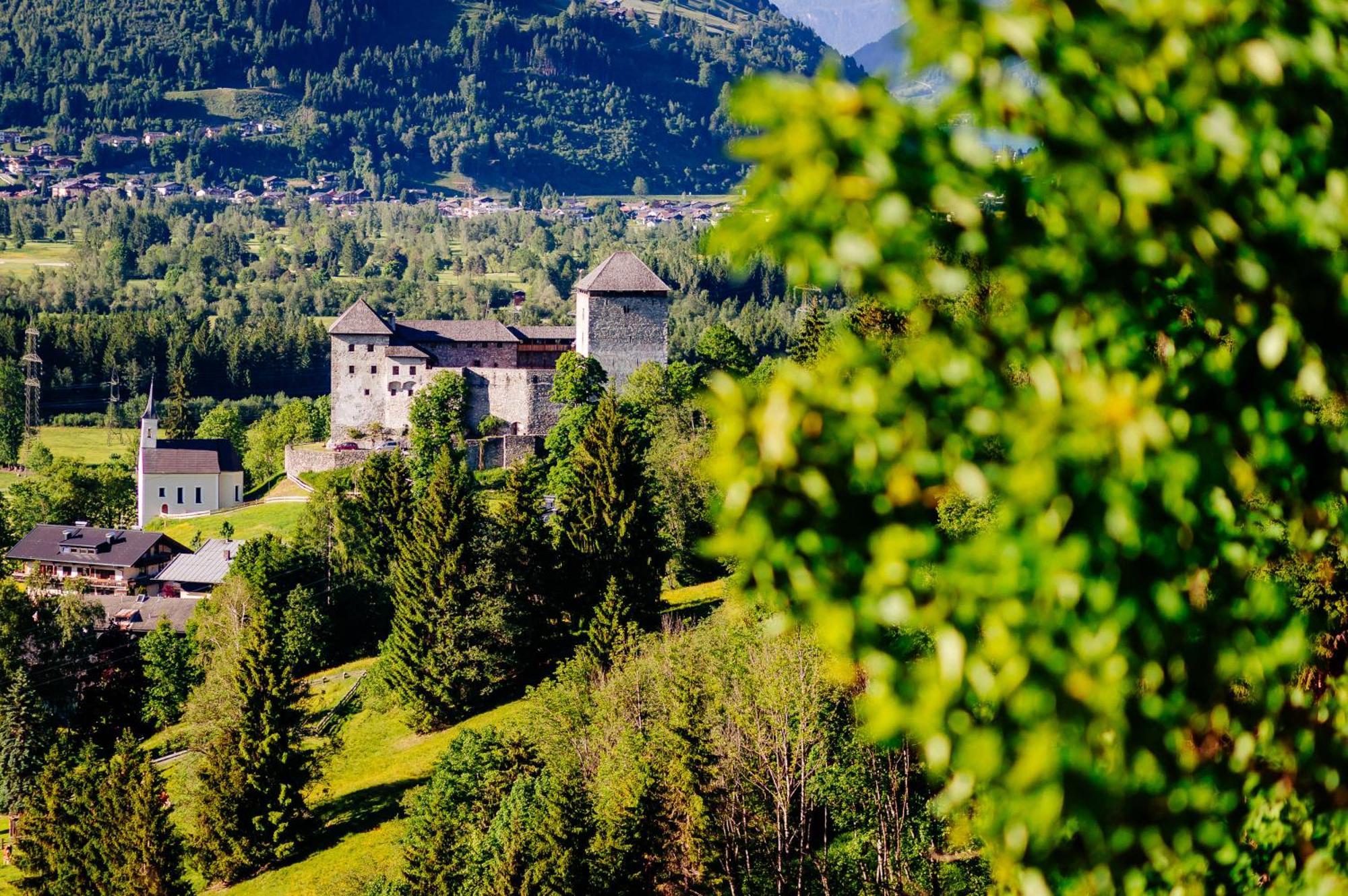 Panorama Hotel Guggenbichl - Inkl Sommerkarte, Einmaliger Eintritt Ins Tauern Spa & Bester Ausblick Ueber Kaprun Exterior foto